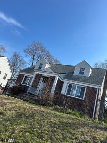 12 Ferry Hts, Fair Lawn Boro, NJ 07410