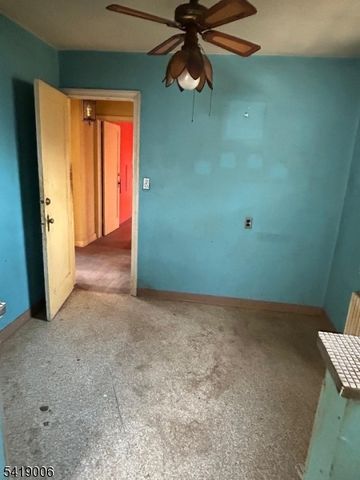 12 Ferry Hts, Fair Lawn Boro, NJ 07410