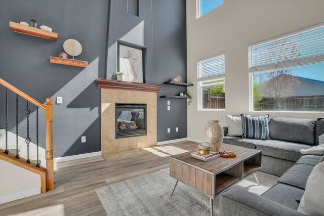 1437 Alberton Cir, Lincoln, CA 95648