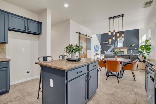 1437 Alberton Cir, Lincoln, CA 95648