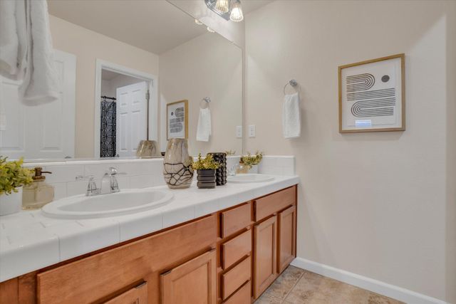 1437 Alberton Cir, Lincoln, CA 95648