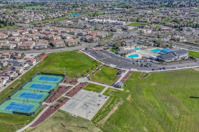 1437 Alberton Cir, Lincoln, CA 95648