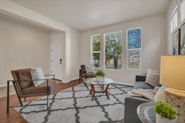 1437 Alberton Cir, Lincoln, CA 95648