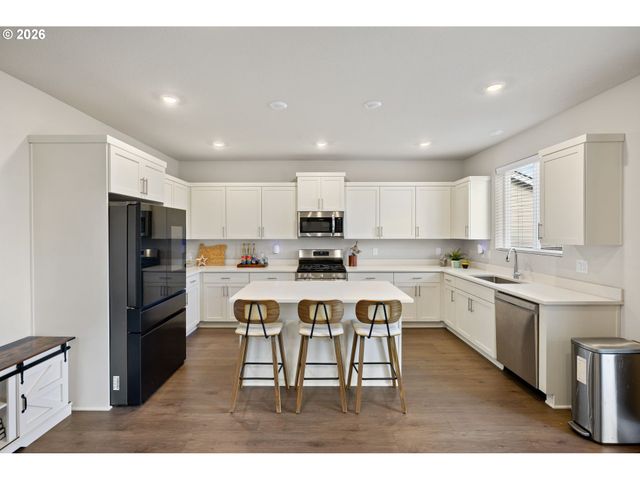 6463 Se 21ST St, Gresham, OR 97080