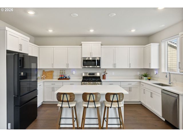 6463 Se 21ST St, Gresham, OR 97080