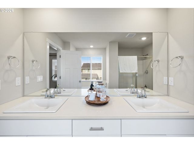 6463 Se 21ST St, Gresham, OR 97080