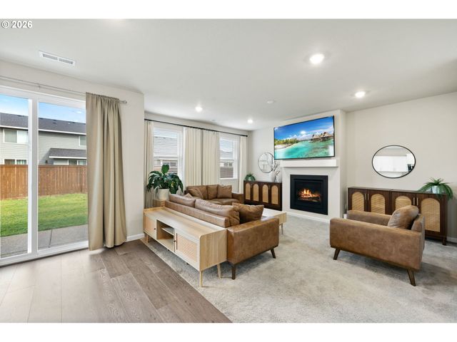 6463 Se 21ST St, Gresham, OR 97080