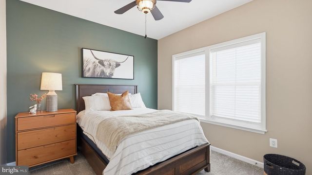 1055 ASPEN RD, Stafford, VA 22554