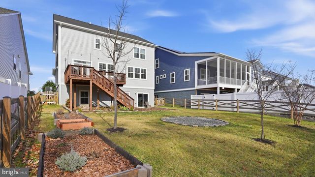 1055 ASPEN RD, Stafford, VA 22554