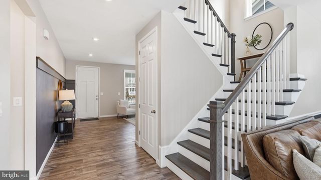 1055 ASPEN RD, Stafford, VA 22554
