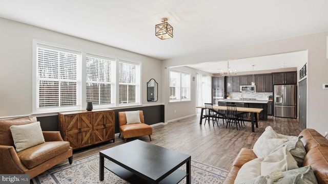 1055 ASPEN RD, Stafford, VA 22554