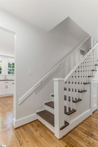 6 Beverly Avenue, Greenville, SC 29605
