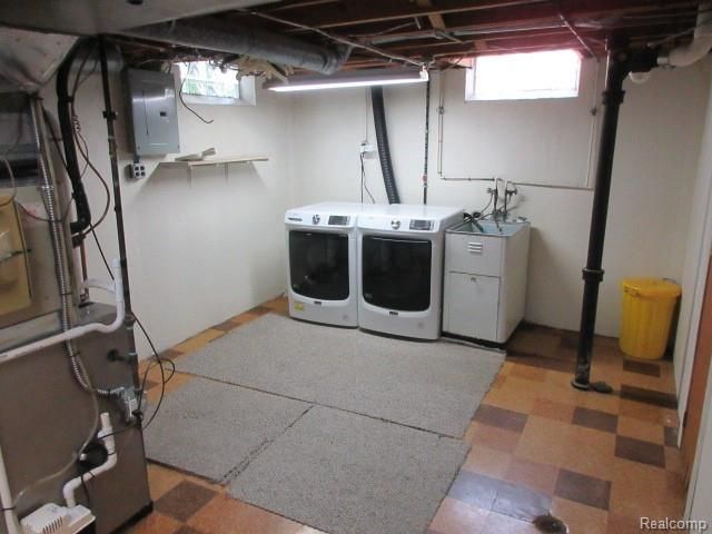 1236 Jenifer Avenue, Madison Heights, MI 48071