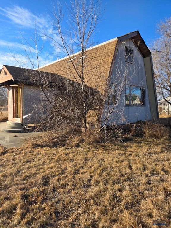 7015 GREENFIELD DR, Rapid City, SD 57701