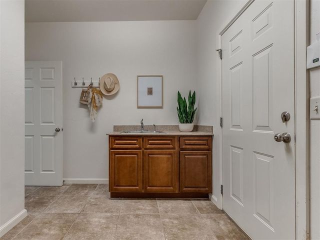 8413 NW 124th Circle, Oklahoma City, OK 73142