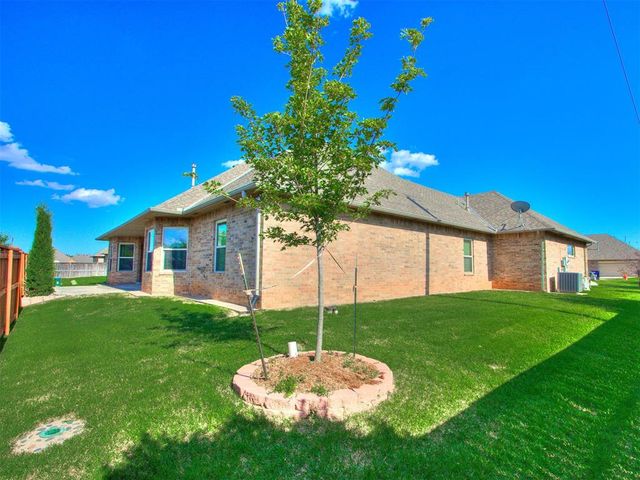 8413 NW 124th Circle, Oklahoma City, OK 73142