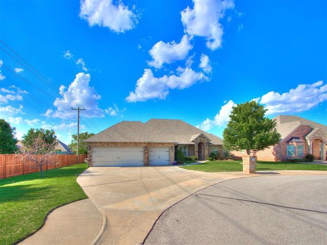 8413 NW 124th Circle, Oklahoma City, OK 73142