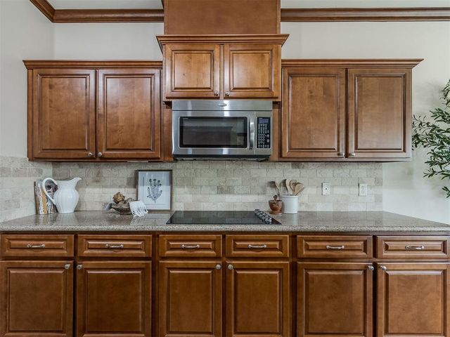 8413 NW 124th Circle, Oklahoma City, OK 73142