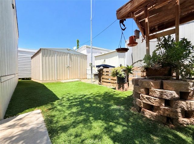 220 S Elk 66, Hemet, CA 92543