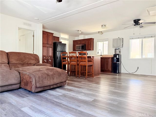 220 S Elk 66, Hemet, CA 92543