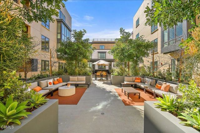 39 S Los Robles Avenue 6006, Pasadena, CA 91101