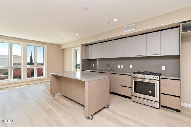 39 S Los Robles Avenue 6006, Pasadena, CA 91101