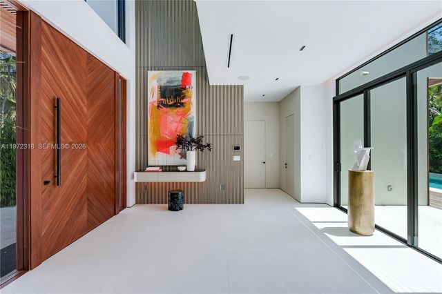 2800 Calusa St, Miami, FL 33133