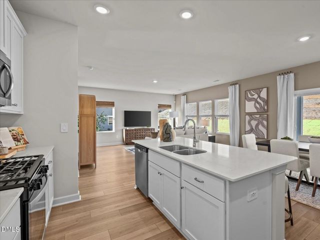 150 Thistle Patch Place, Angier, NC 27501