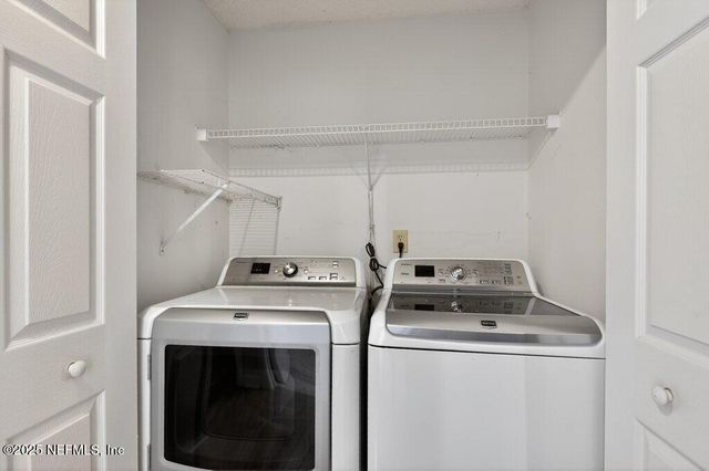 2472 MOON HARBOR Way, Middleburg, FL 32068