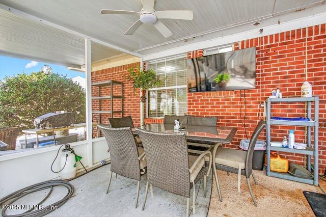 2472 MOON HARBOR Way, Middleburg, FL 32068