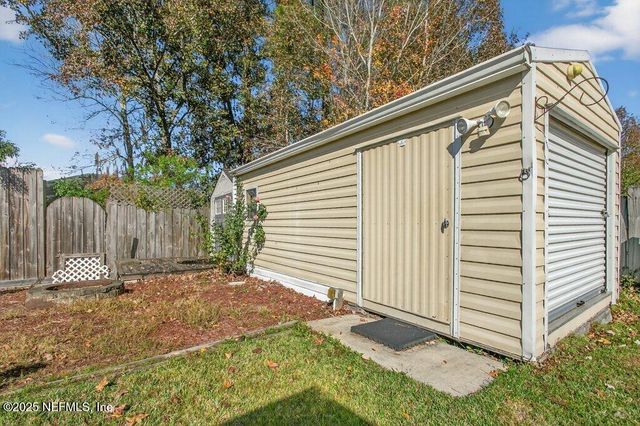 2472 MOON HARBOR Way, Middleburg, FL 32068