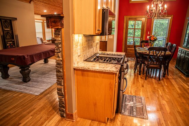 105 Bay Dr, Lancaster, TN 38569