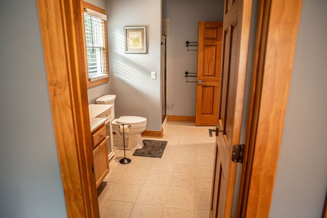 105 Bay Dr, Lancaster, TN 38569