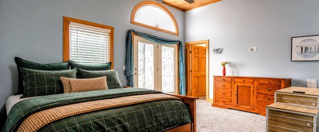 105 Bay Dr, Lancaster, TN 38569