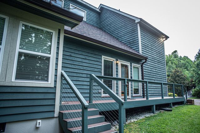 105 Bay Dr, Lancaster, TN 38569