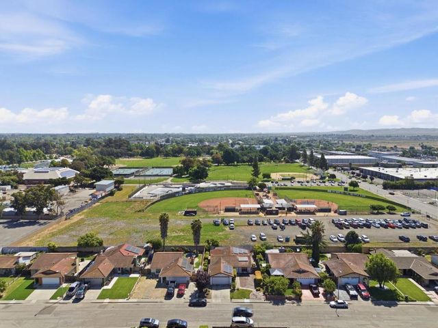 1930 Vine Drive, Fairfield, CA 94533