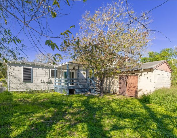 405 Beverly Dr, Corpus Christi, TX 78411