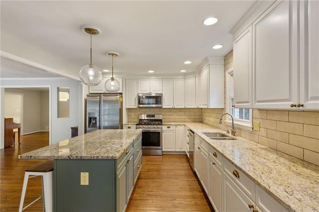 1375 Mosswood SE Lane, Smyrna, GA 30082