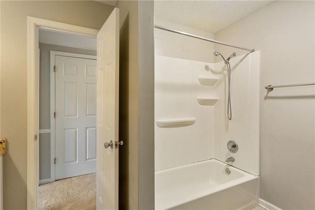 1375 Mosswood SE Lane, Smyrna, GA 30082