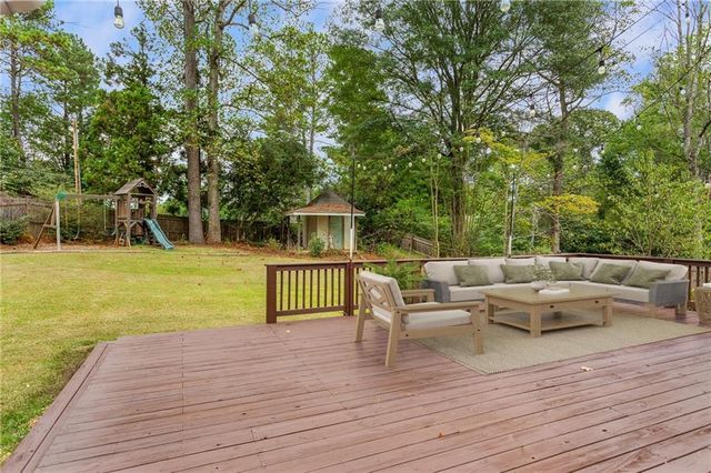 1375 Mosswood SE Lane, Smyrna, GA 30082