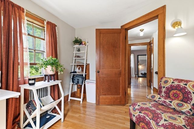 19 Riley Ave, Weymouth, MA 02189