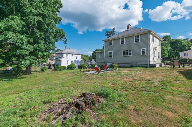 19 Riley Ave, Weymouth, MA 02189