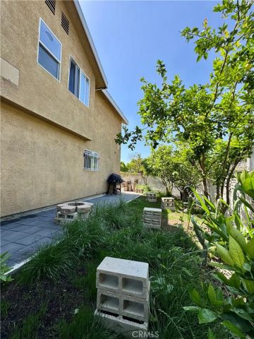 355 W 84th, Los Angeles, CA 90003