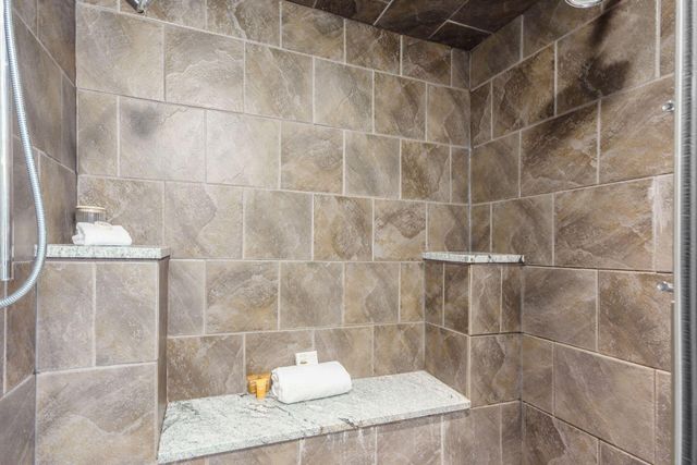 1015 Highland Street, Columbus, OH 43201