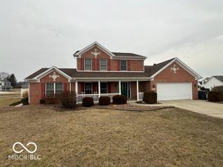 9512 W Thurston Court, Yorktown, IN 47396