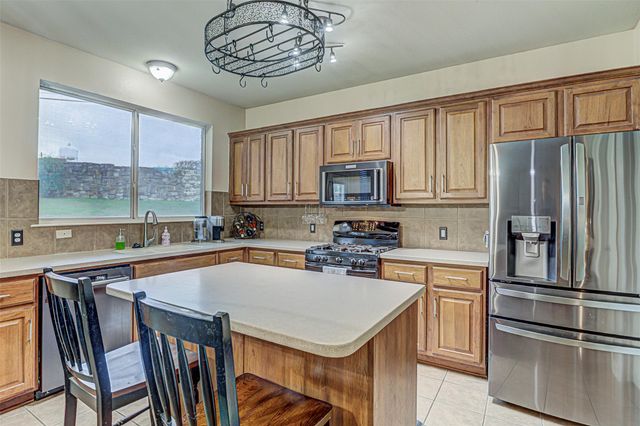 2215 Heritage Well LN, Pflugerville, TX 78660