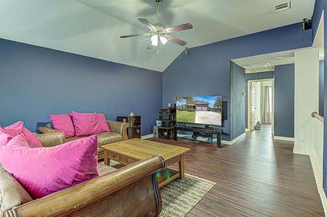 2215 Heritage Well LN, Pflugerville, TX 78660