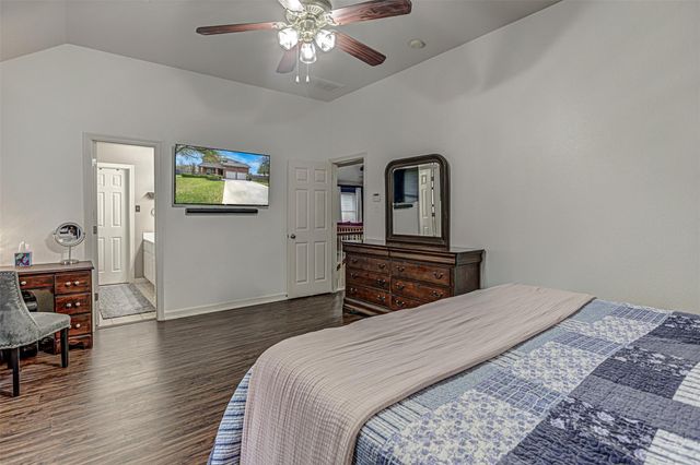 2215 Heritage Well LN, Pflugerville, TX 78660