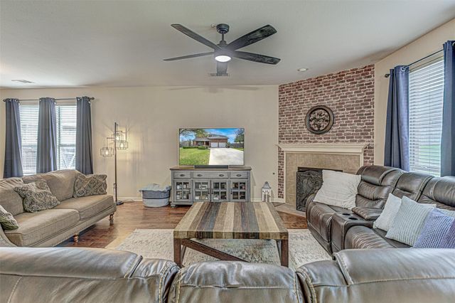 2215 Heritage Well LN, Pflugerville, TX 78660