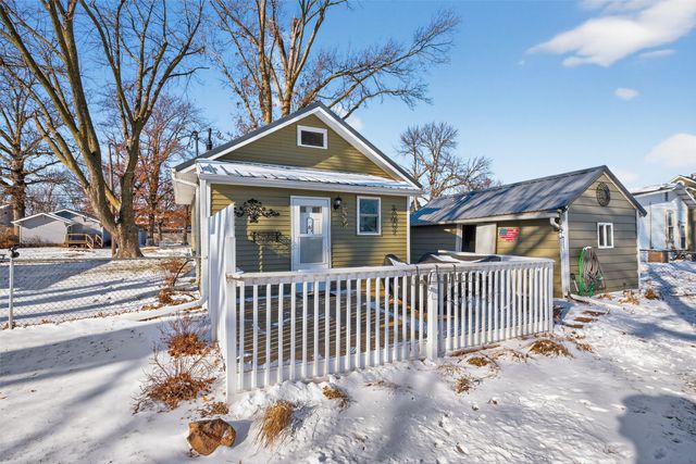 400 E 10th Street S, Newton, IA 50208